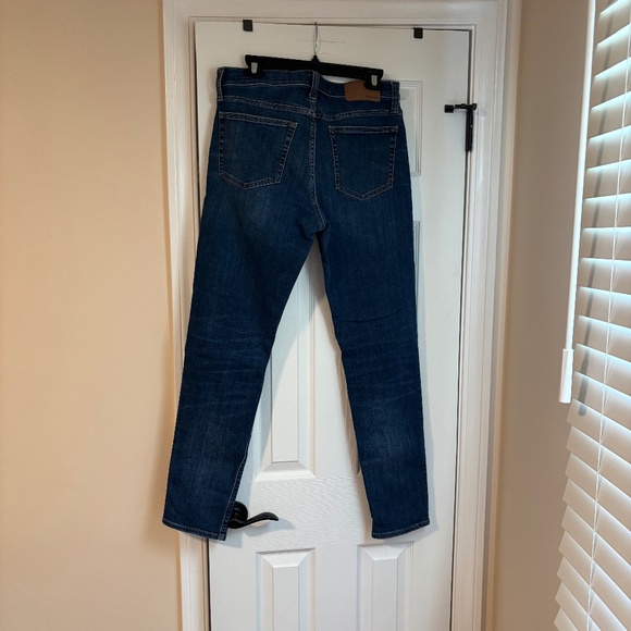 Madewell Men's Athletic Slim Jeans: COOLMAX Denim Edition - Picture 5 of 6